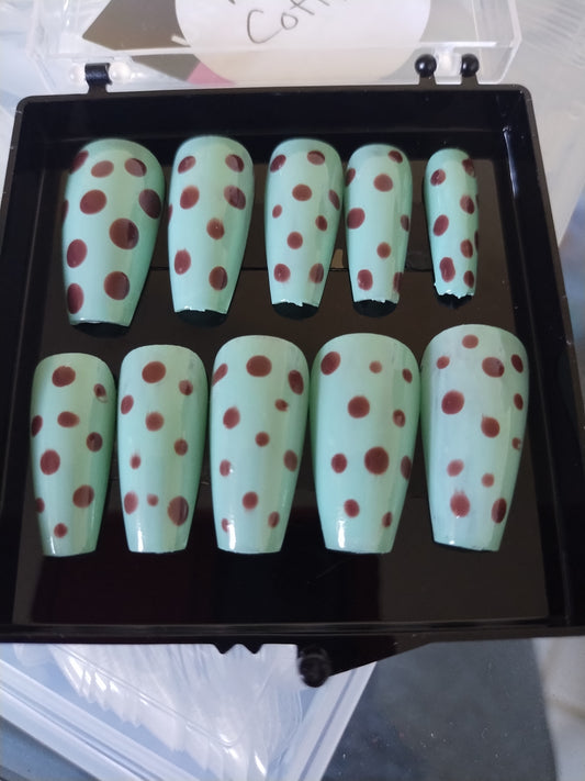 Mint and Chocolate Chip Set - Medium Coffin